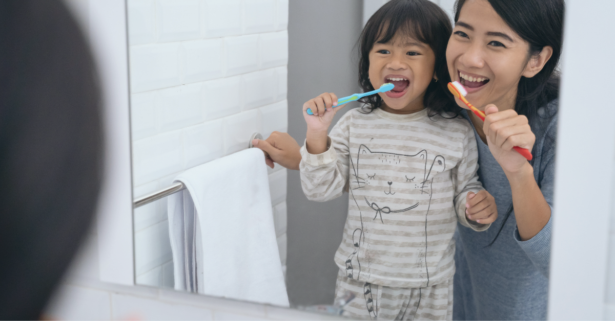 How to Teach kids to hold a toothbrush Saskatoon Dental Group
