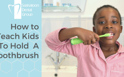 How To Teach Kids To Hold a Toothbrush
